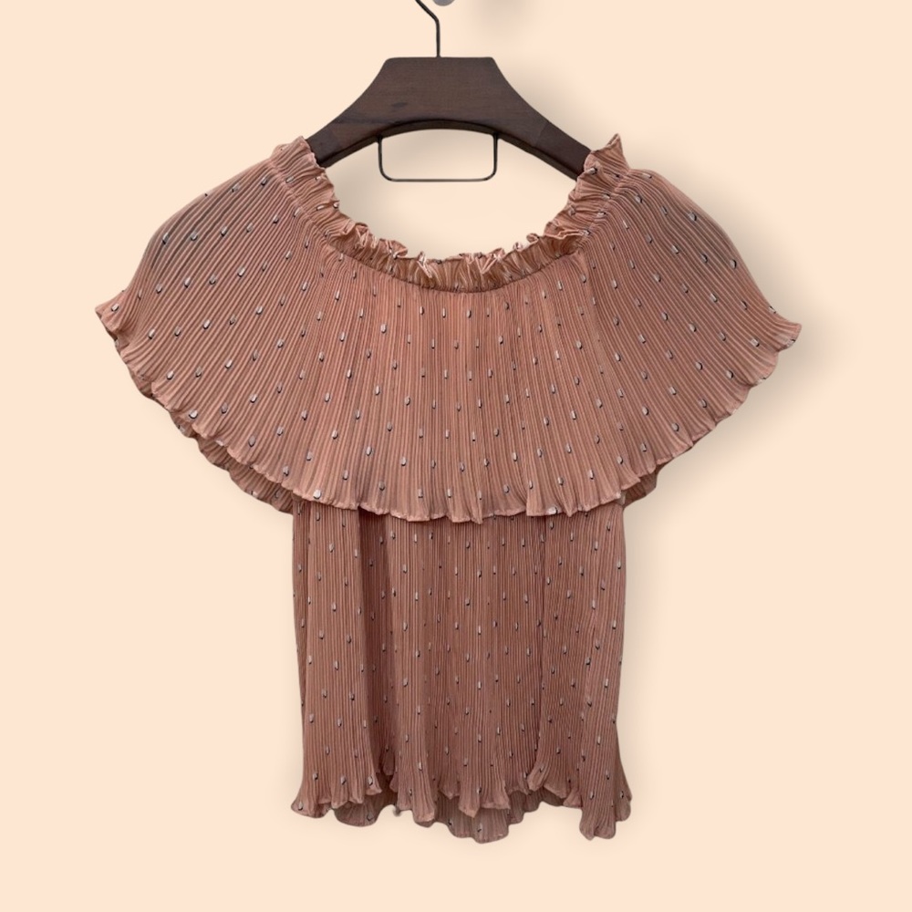 Gorgeous peach blouse by Chloe and Katie
